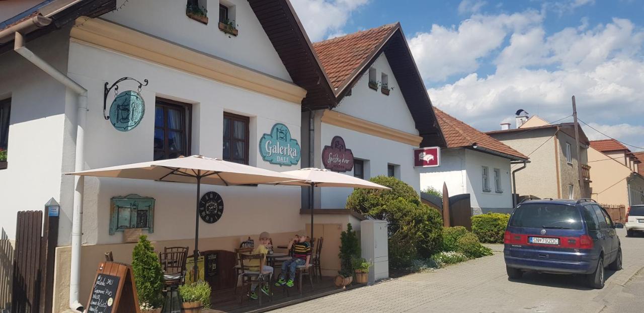 Penzion Spissky Dvor Smižany Buitenkant foto