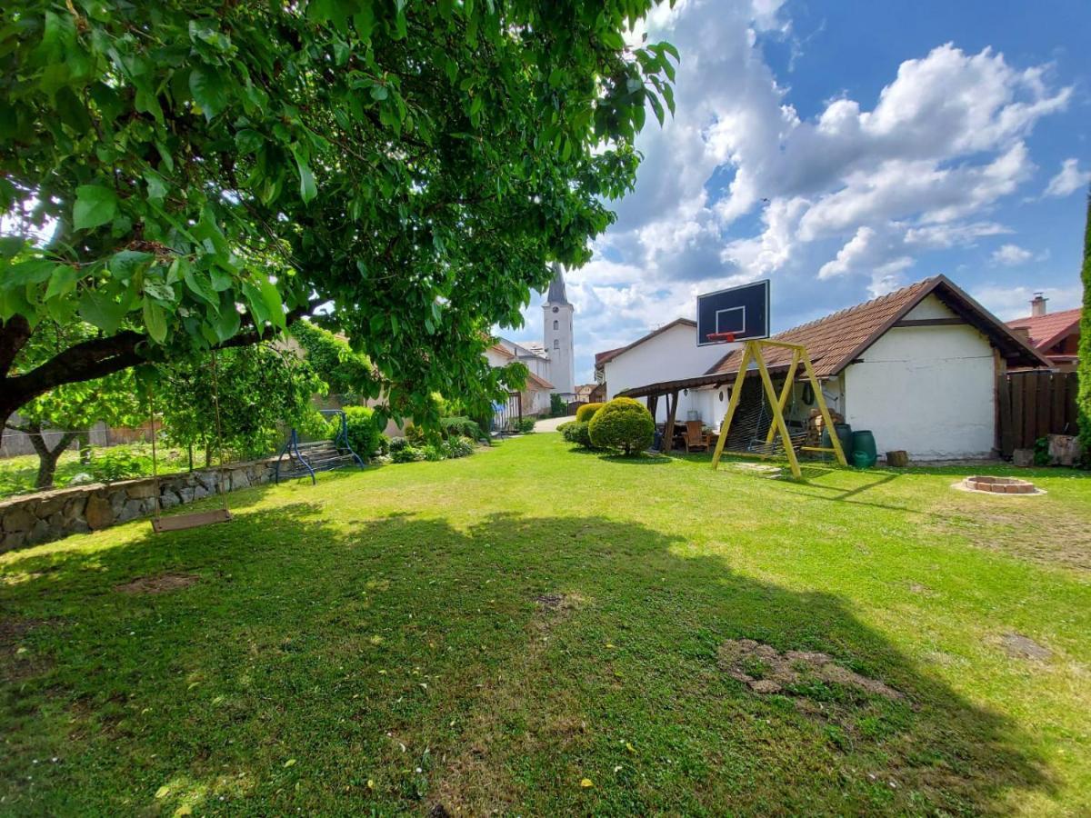 Penzion Spissky Dvor Smižany Buitenkant foto